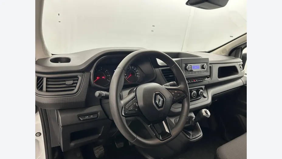 RENAULT Trafic -
