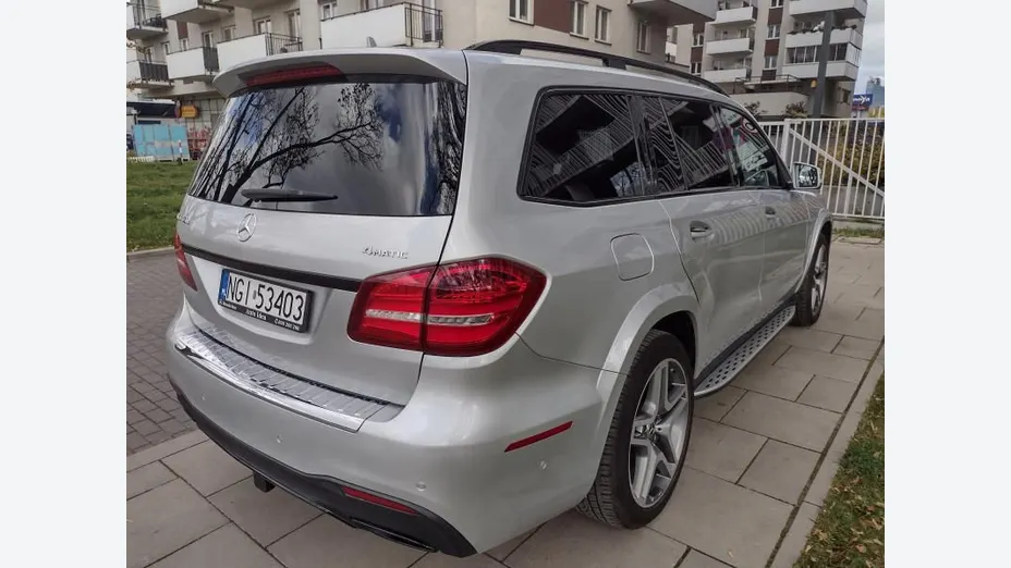 MERCEDES-BENZ GLS -
