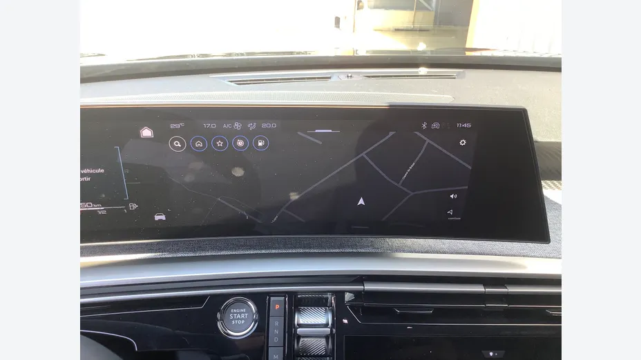 PEUGEOT 5008 -
