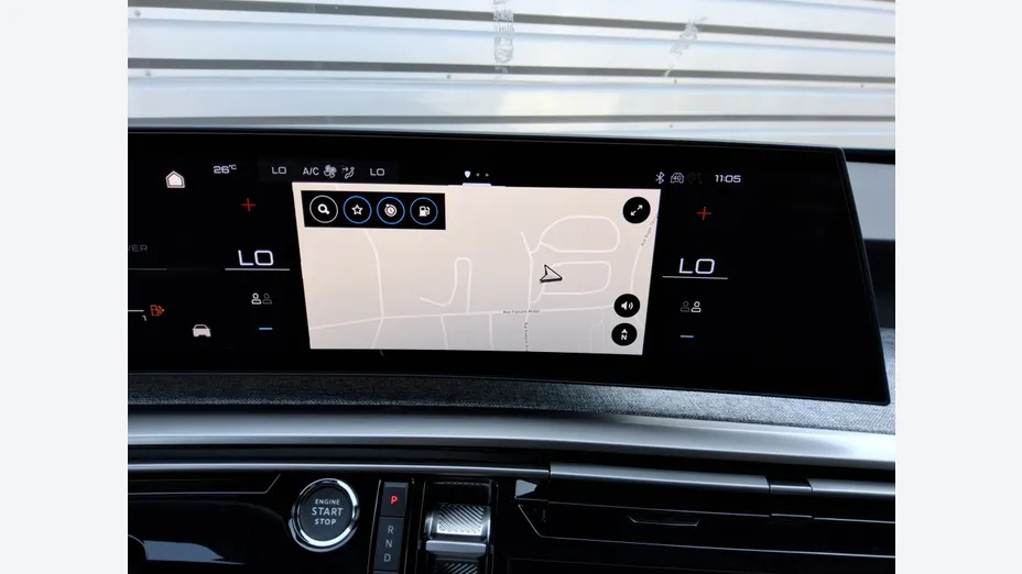 PEUGEOT 3008 -