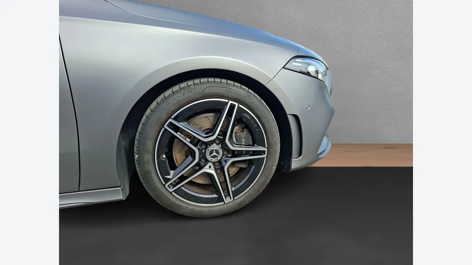 MERCEDES-BENZ A Klasa A 250 4-Matic AMG Line 7G-DCT