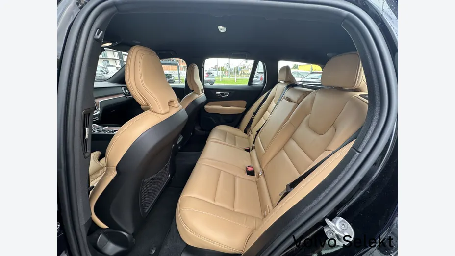 VOLVO V60 V60 B4 B Plus Dark aut