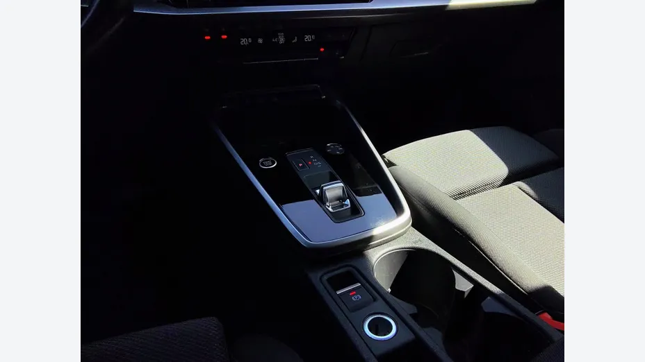 AUDI A3 Limousine -