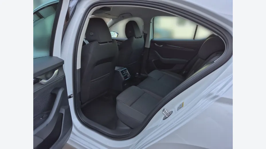 SKODA Octavia Octavia 1.5 TSI mHEV Drive Selection DSG Nowy