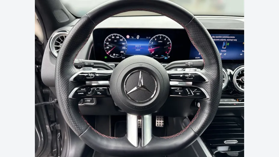 MERCEDES-BENZ GLB GLB 200 mHEV AMG Line 7G-DCT
