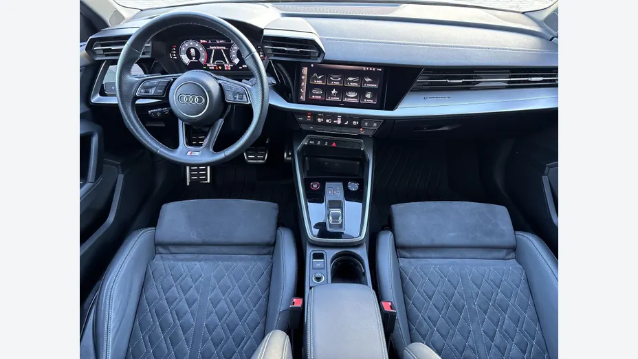 AUDI S3 Sportback -