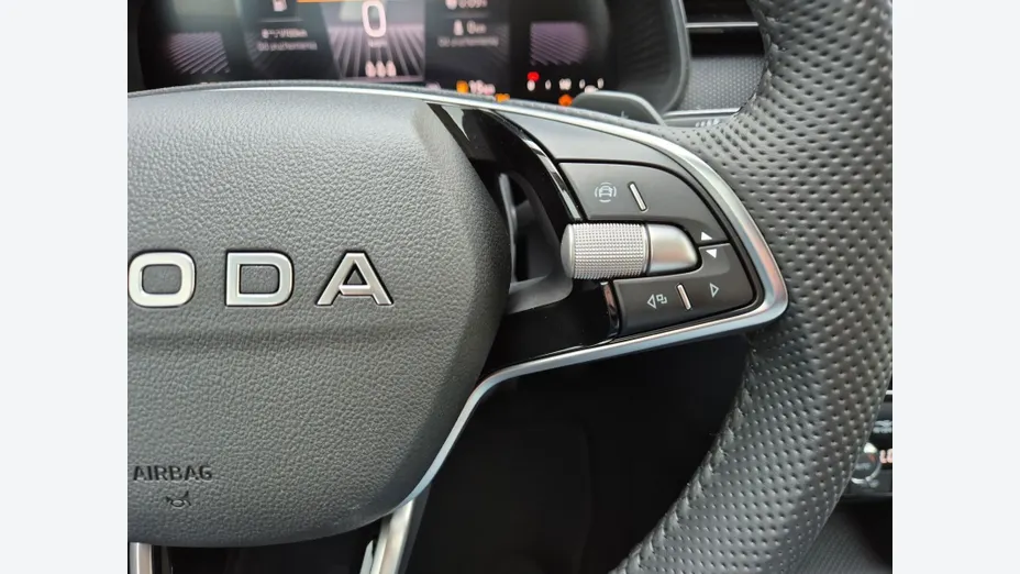 SKODA Scala Scala 1.0 TSI Drive DSG Nowy