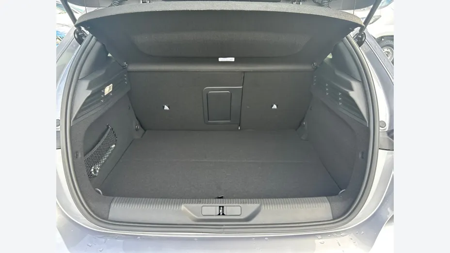PEUGEOT 308 -