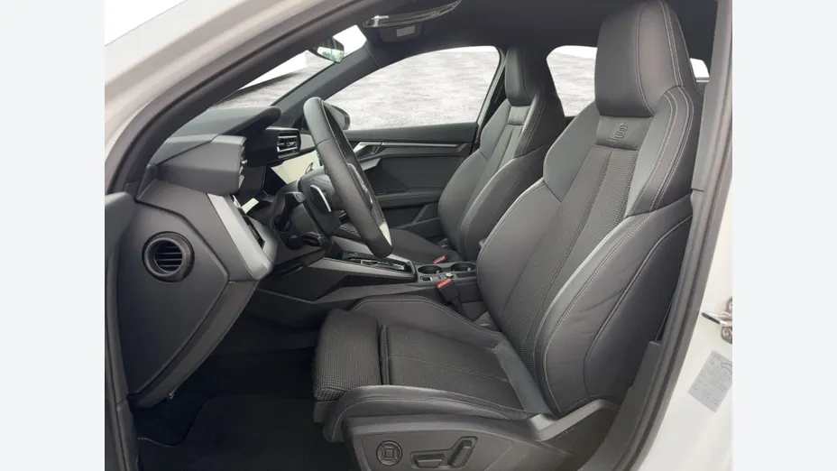AUDI A3 Sportback -