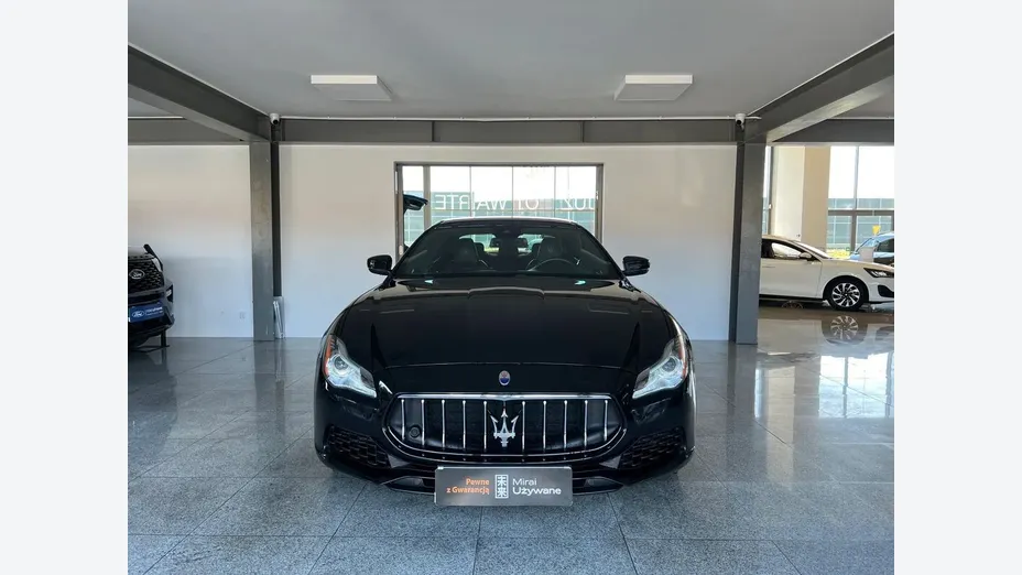 MASERATI Quattroporte -