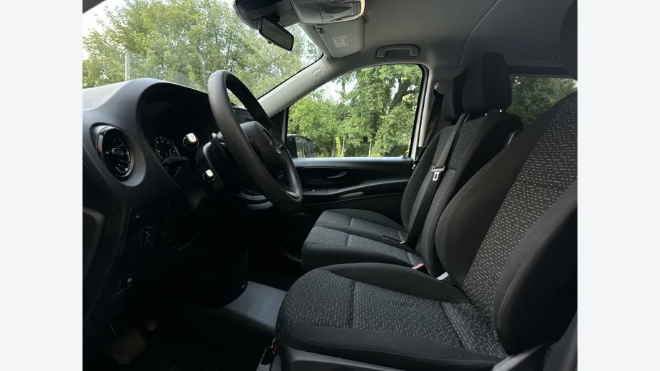 MERCEDES-BENZ Vito Vito Tourer 114 CDI L2 Pro 9G-Tronic 447.703