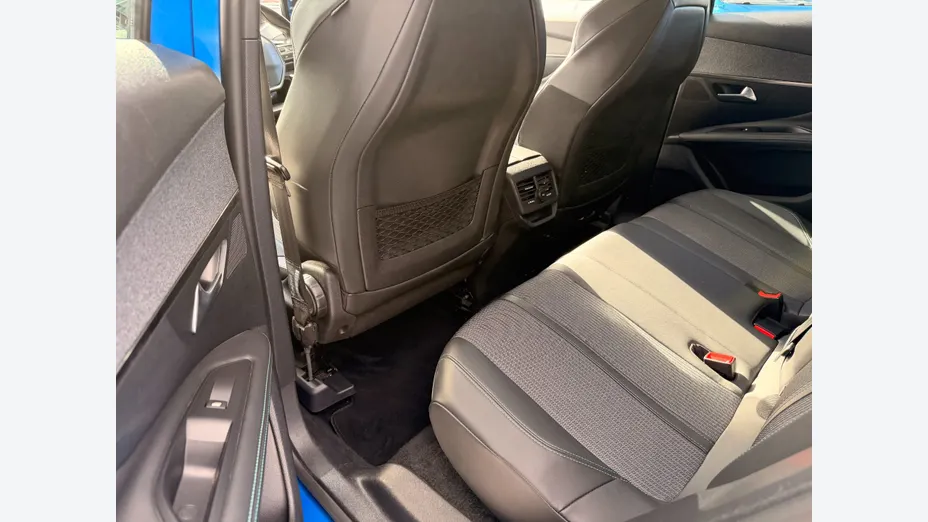 PEUGEOT 3008 3008 1.5 BlueHDi Allure S&S EAT8
