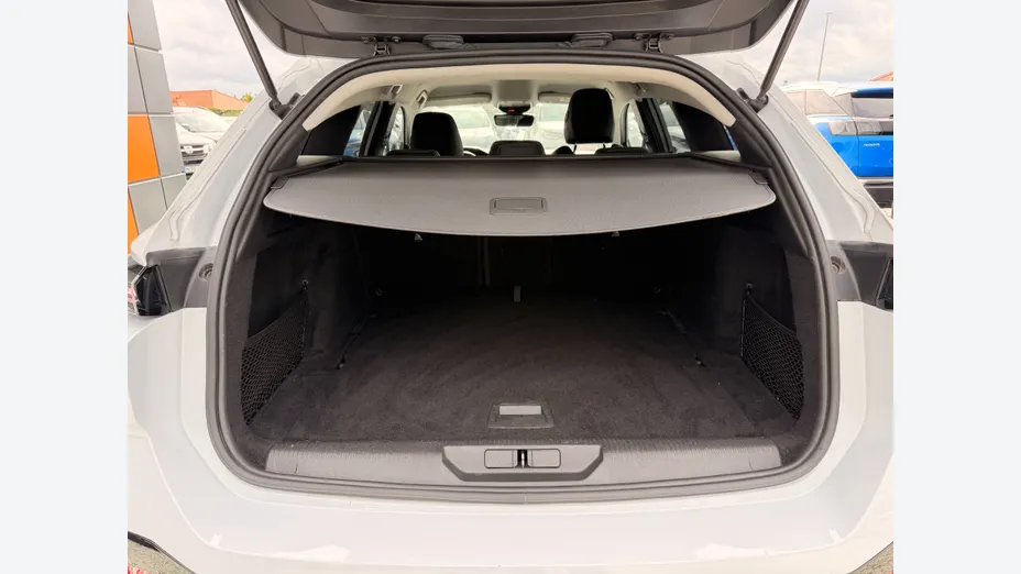 PEUGEOT 308 -