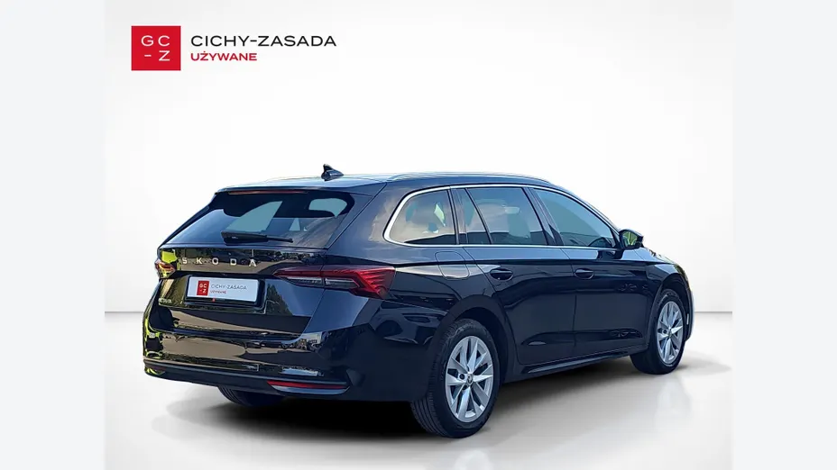 SKODA Octavia -