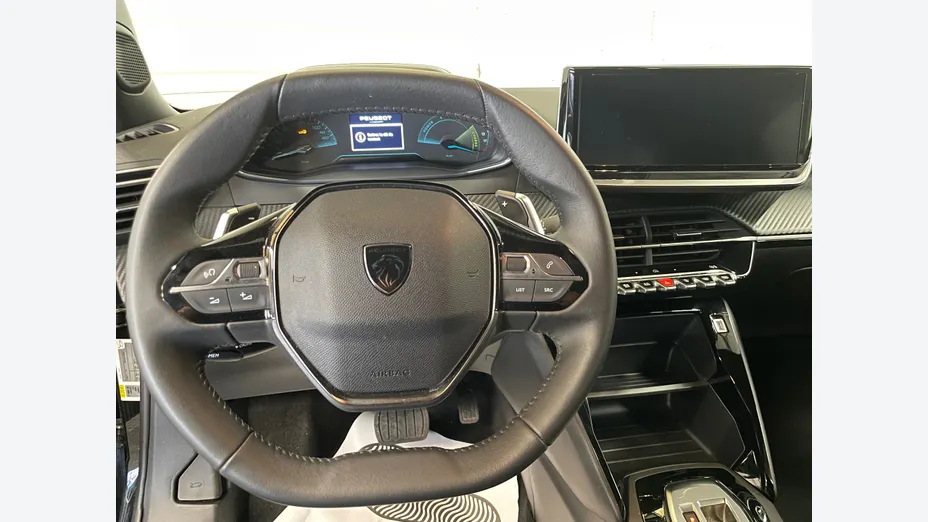 PEUGEOT 2008 -