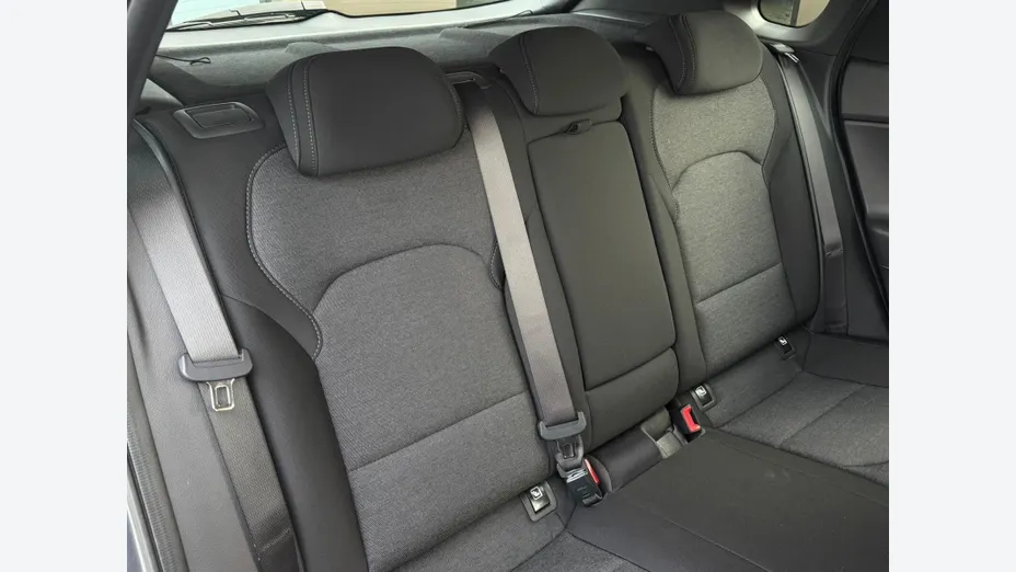 HYUNDAI i30 i30 1.0 T-GDI Smart
