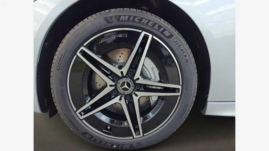 MERCEDES-BENZ C Klasa C 300 de PHEV 4-Matic AMG Nowy