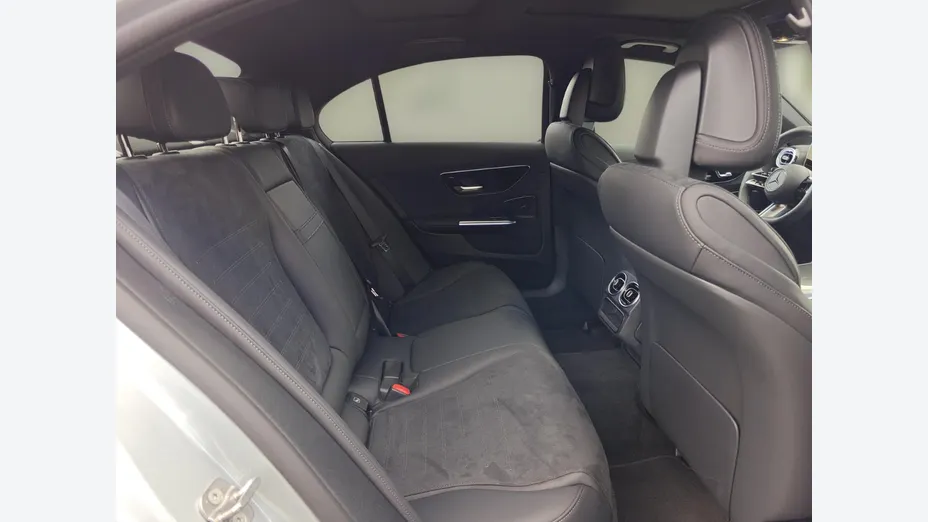 MERCEDES-BENZ C Klasa C 300 de PHEV 4-Matic AMG Nowy