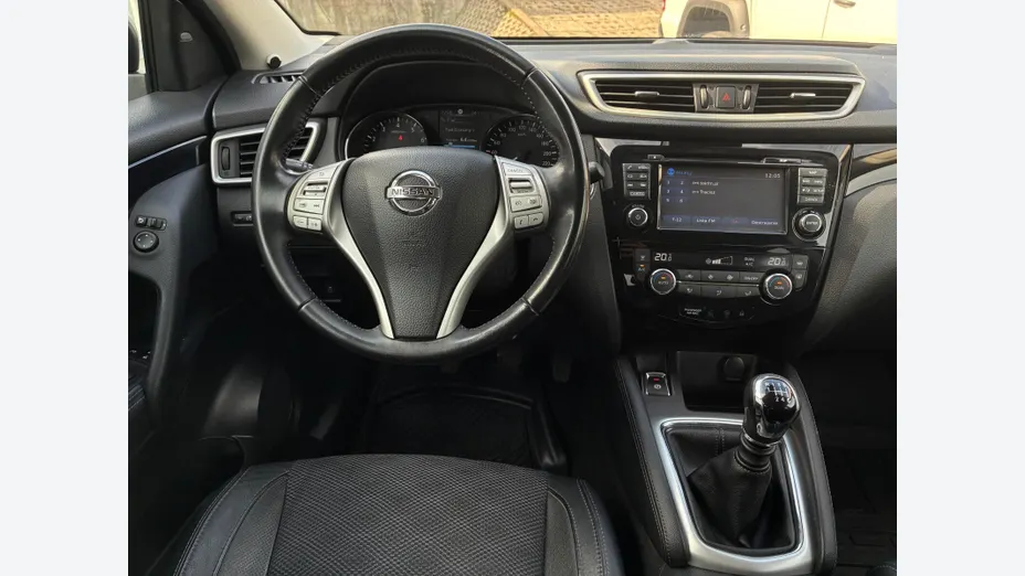 NISSAN Qashqai Qashqai 1.2 DIG-T Tekna