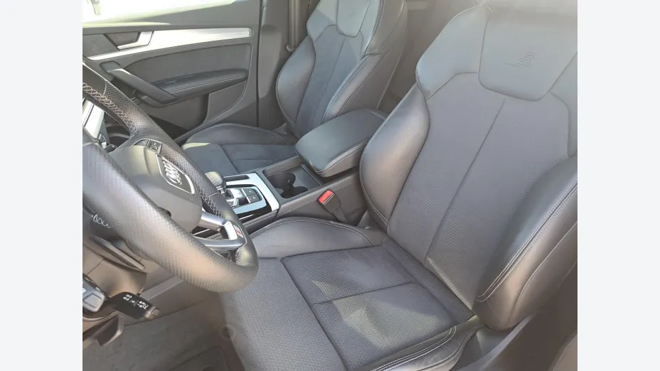 AUDI SQ5 -