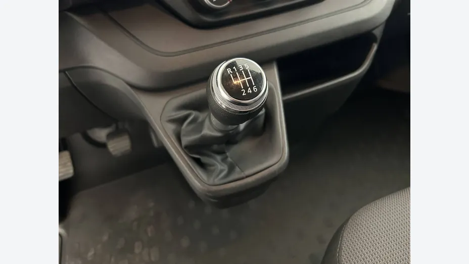 RENAULT Trafic -