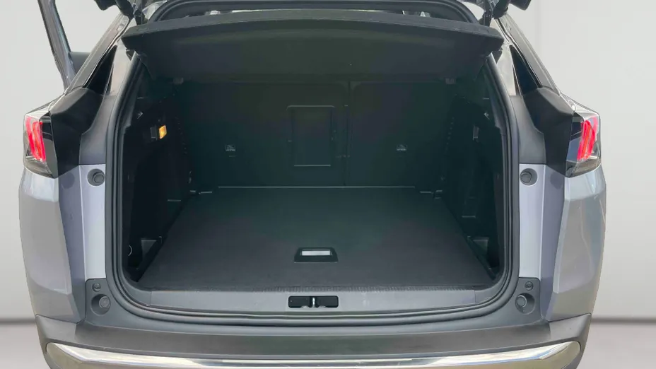 PEUGEOT 3008 -