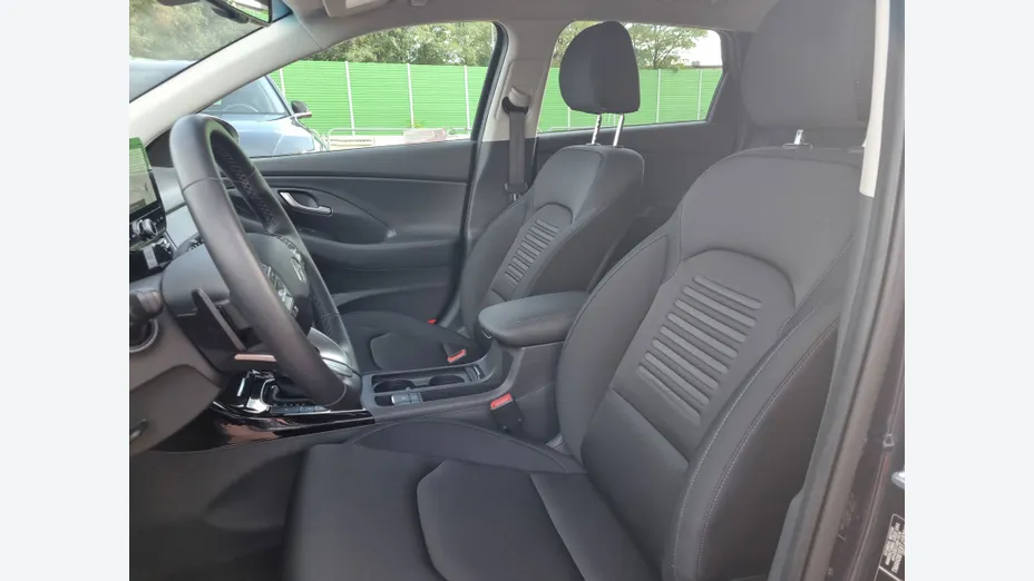 HYUNDAI i30 i30 1.6 T-GDI Smart DCT
