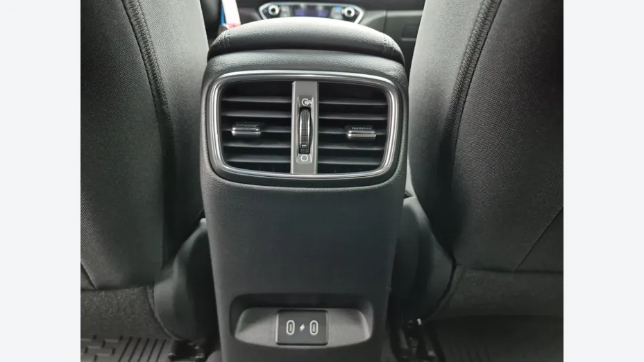 HYUNDAI i30 -