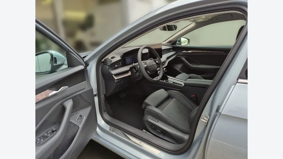 SKODA Superb Superb 2.0 TSI L&K  DSG Nowy