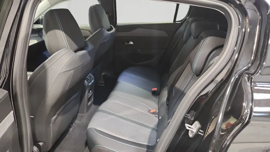 PEUGEOT 308 -