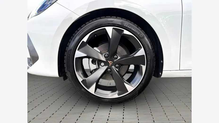 CUPRA Leon Leon 1.5 eTSI mHEV DSG