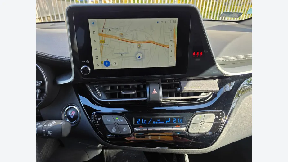 TOYOTA C-HR -
