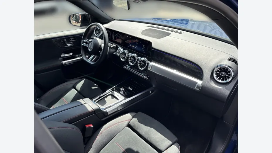 MERCEDES-BENZ GLB GLB 220 d 4-Matic AMG Line 8G-DCT