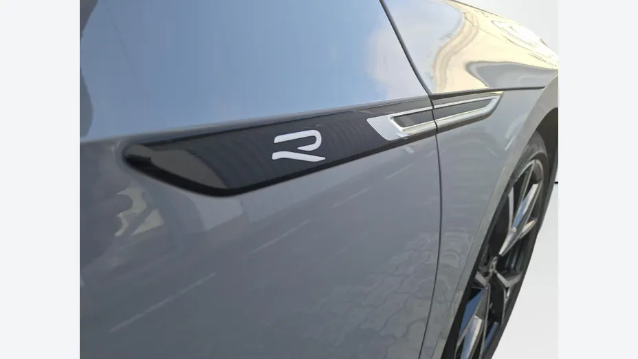 VOLKSWAGEN Arteon Arteon 2.0 TSI 4Motion R DSG