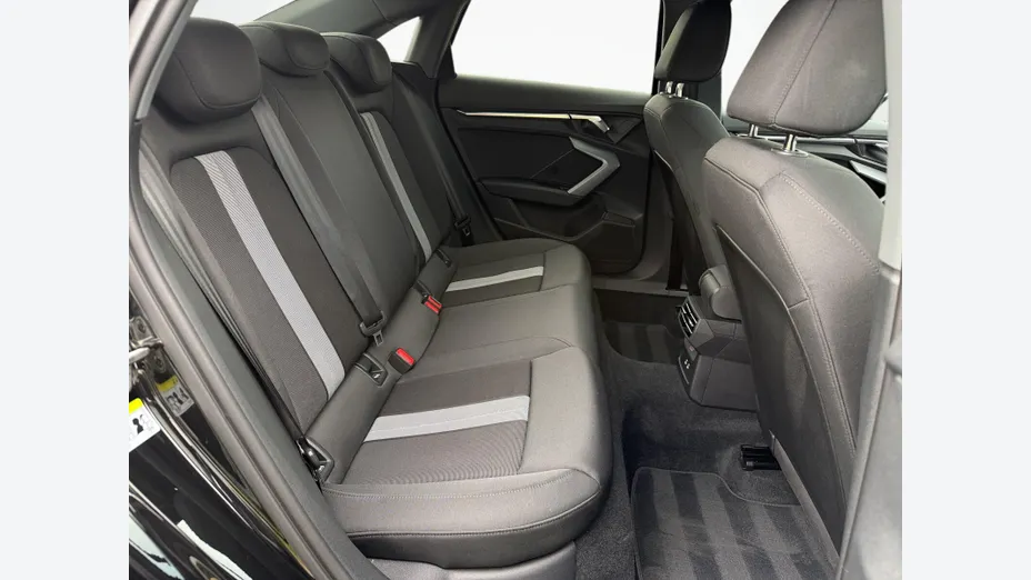 AUDI A3 Limousine -