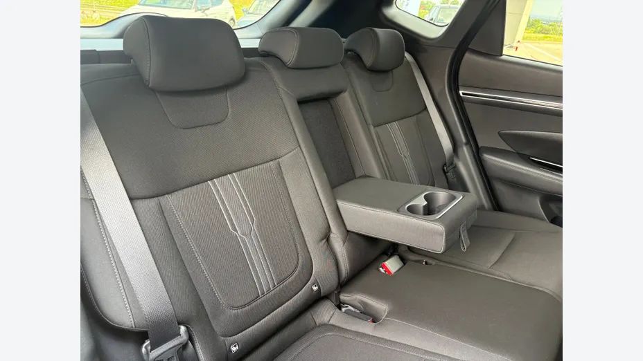HYUNDAI Tucson Tucson 1.6 T-GDi HEV Modern 2WD aut