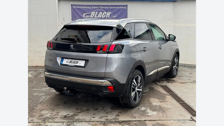 PEUGEOT 3008 -