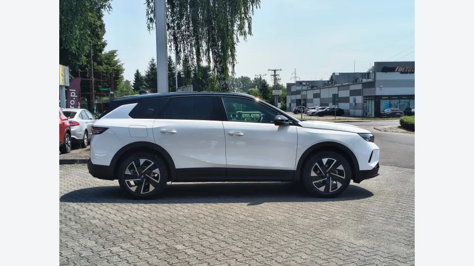 OPEL Grandland -