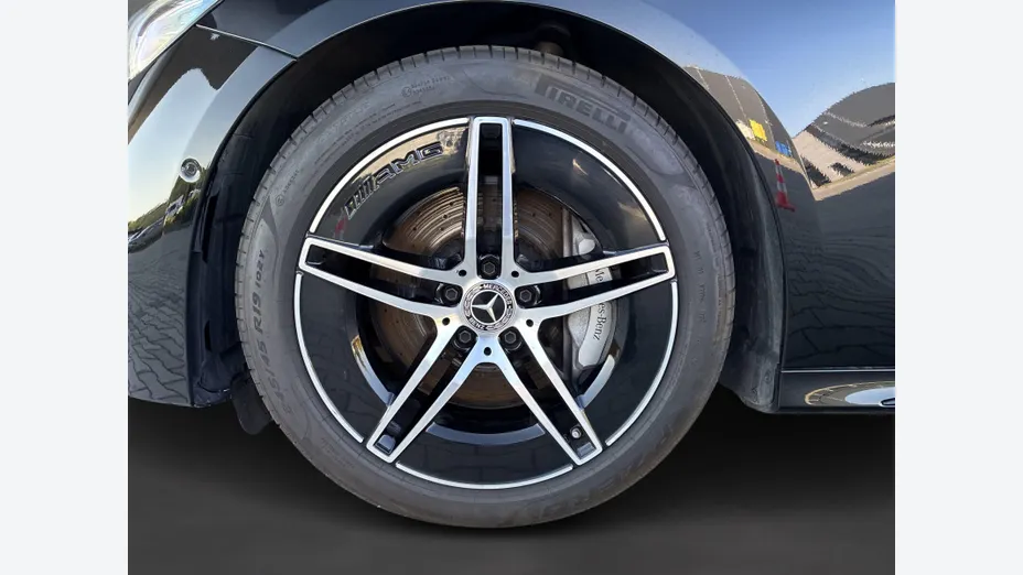 MERCEDES-BENZ E Klasa E 220 d mHEV 4-Matic AMG 9G-Tronic