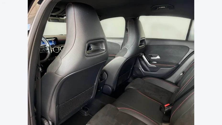 MERCEDES-BENZ A Klasa A 200 AMG Line 7G-DCT