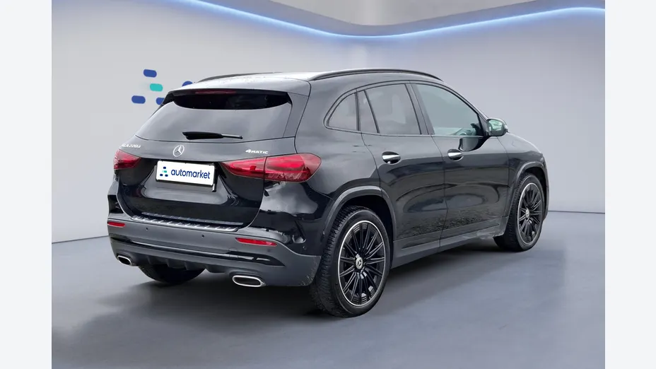 MERCEDES-BENZ GLA GLA 220 d 4-Matic AMG Line 8G-DCT