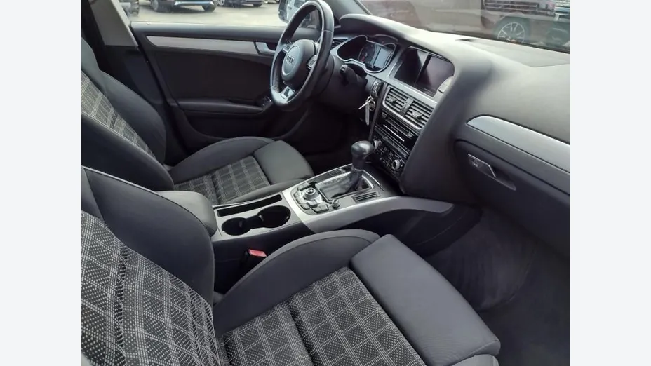 AUDI A4 Avant -