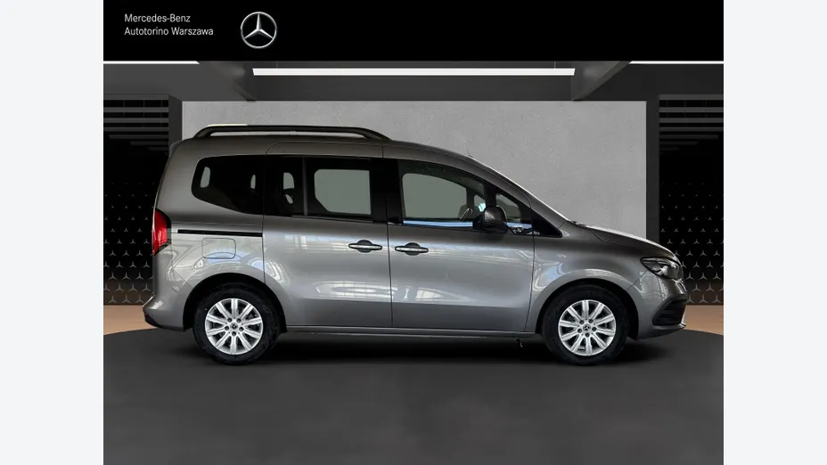MERCEDES-BENZ T klasa T 180 d aut