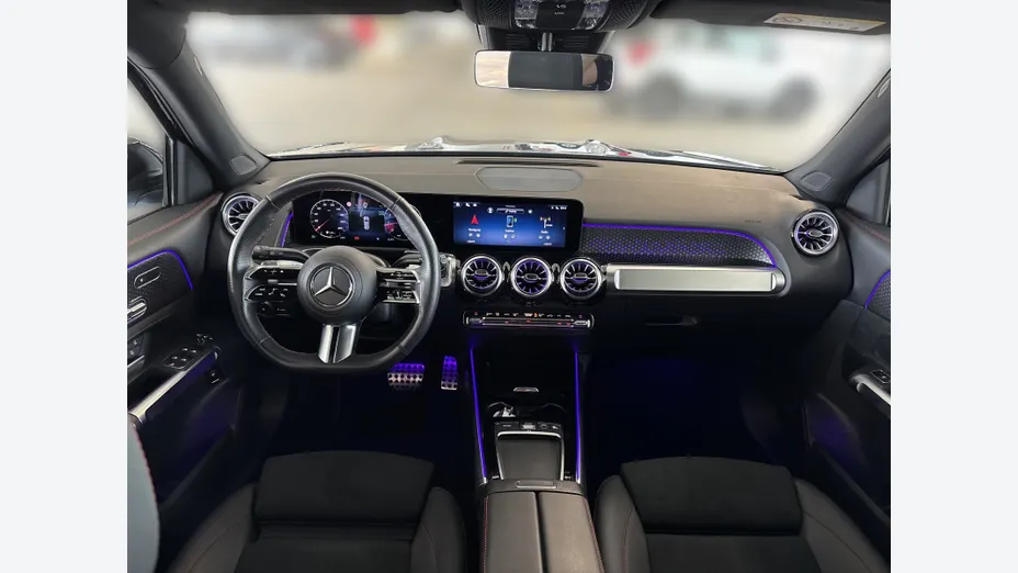 MERCEDES-BENZ GLB GLB 200 mHEV AMG Line 7G-DCT