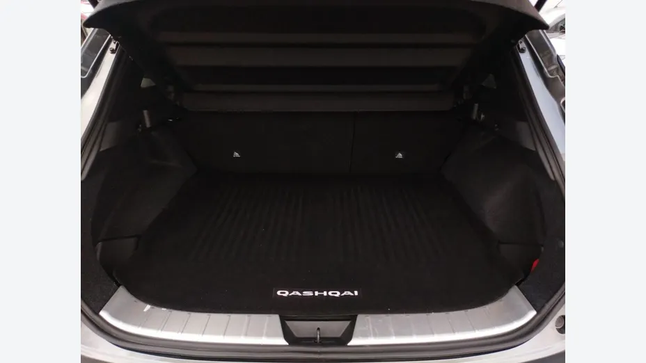 NISSAN Qashqai Qashqai 1.3 DIG-T mHEV N-Connecta Xtronic