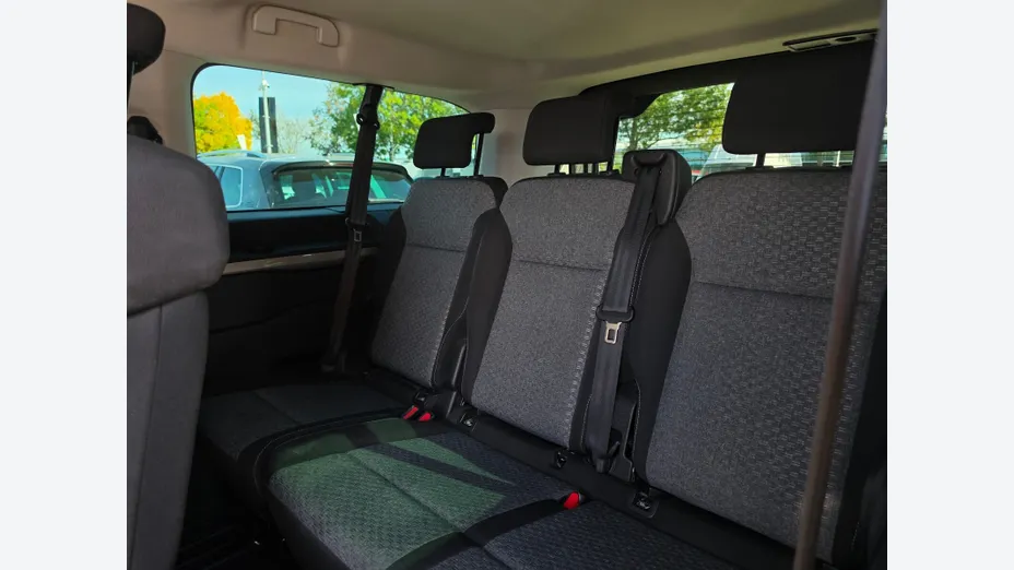 PEUGEOT Traveller Traveller 2.0 BlueHDi Long Business EAT8
