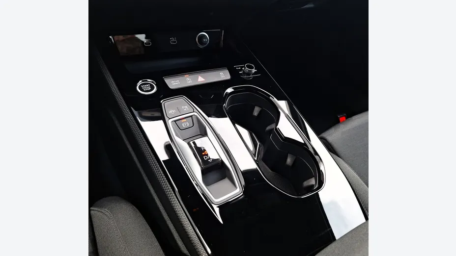 AUDI A5 A5 TFSI 110 kW S tronic