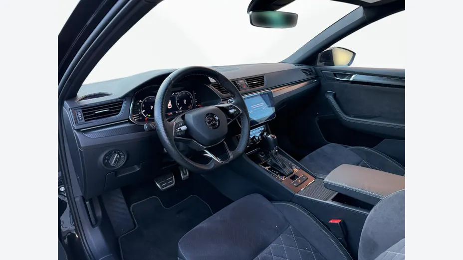 SKODA Superb Superb 2.0 TDI SCR Sportline DSG