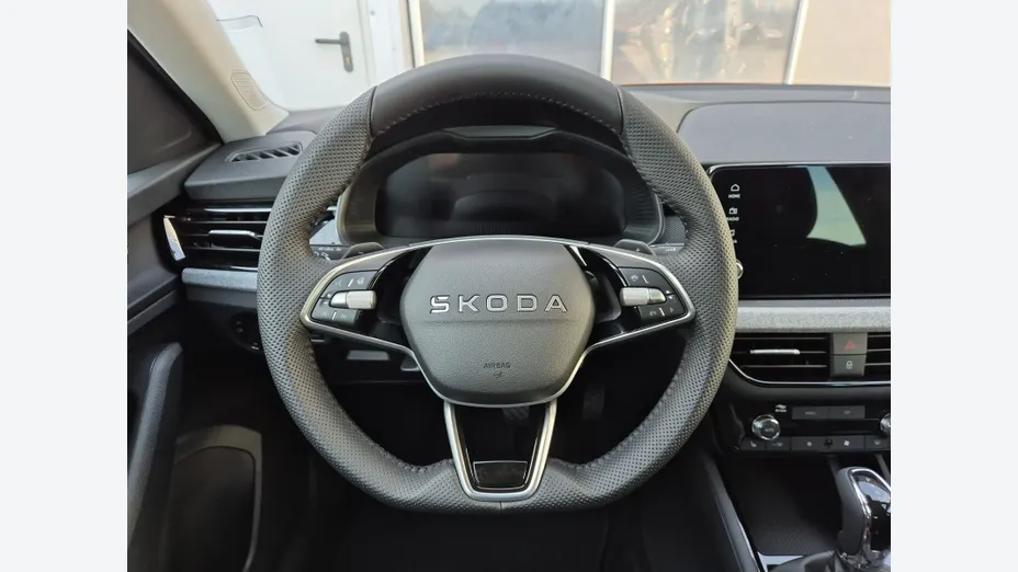 SKODA Kamiq Kamiq 1.5 TSI Drive DSG Nowy