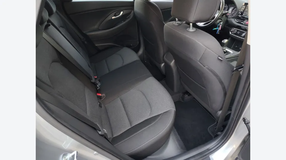 HYUNDAI i30 i30 1.0 T-GDI Smart
